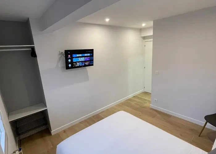 ホームステイ Arrisal ビルバオ